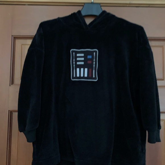 GapKids | Star Wars T™ Darth Vader
Graphic Sleep Hoodie Size 6 - Picture 6 of 11